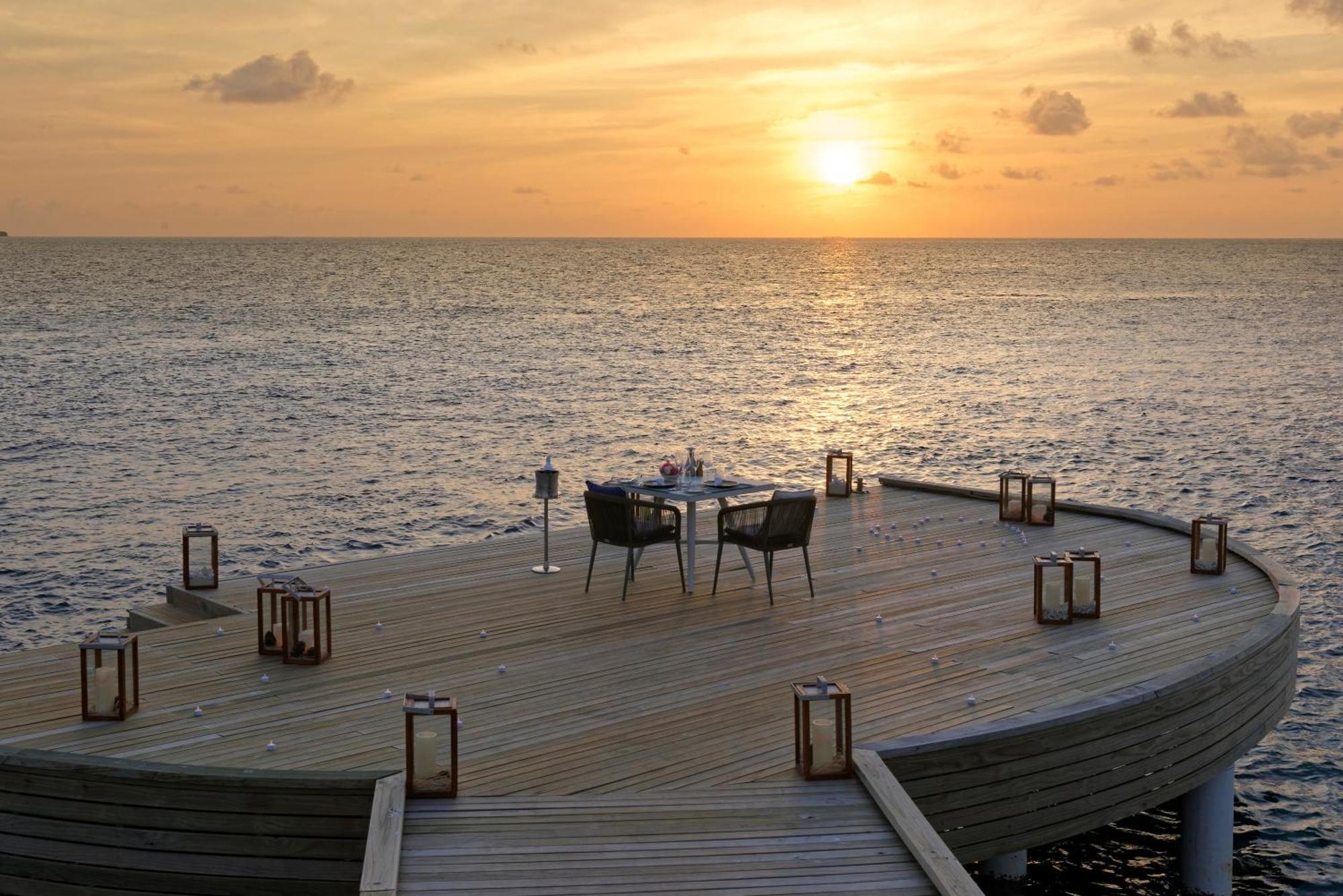 Emerald Faarufushi Resort & Spa Ugoofaaru Esterno foto