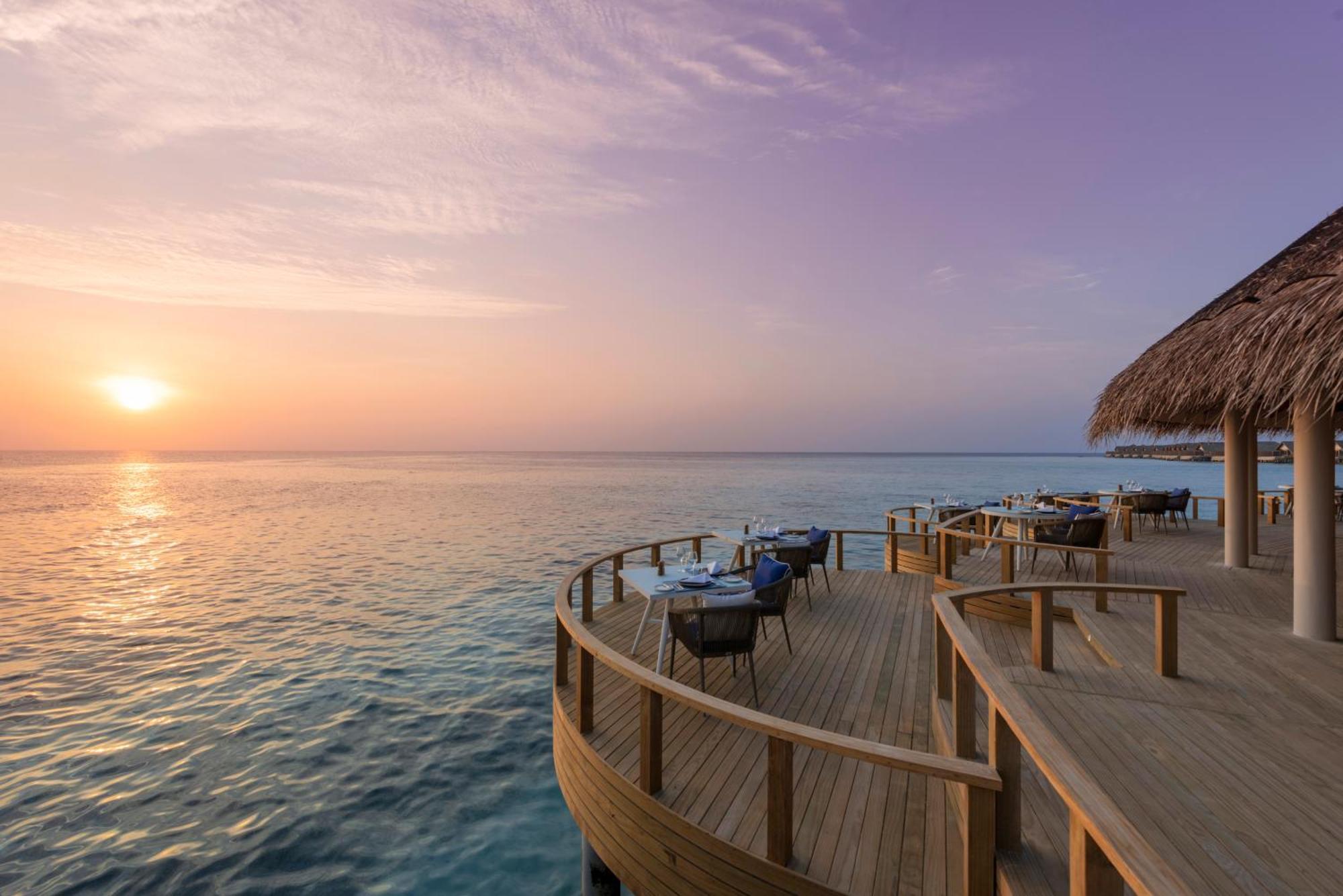 Emerald Faarufushi Resort & Spa Ugoofaaru Esterno foto