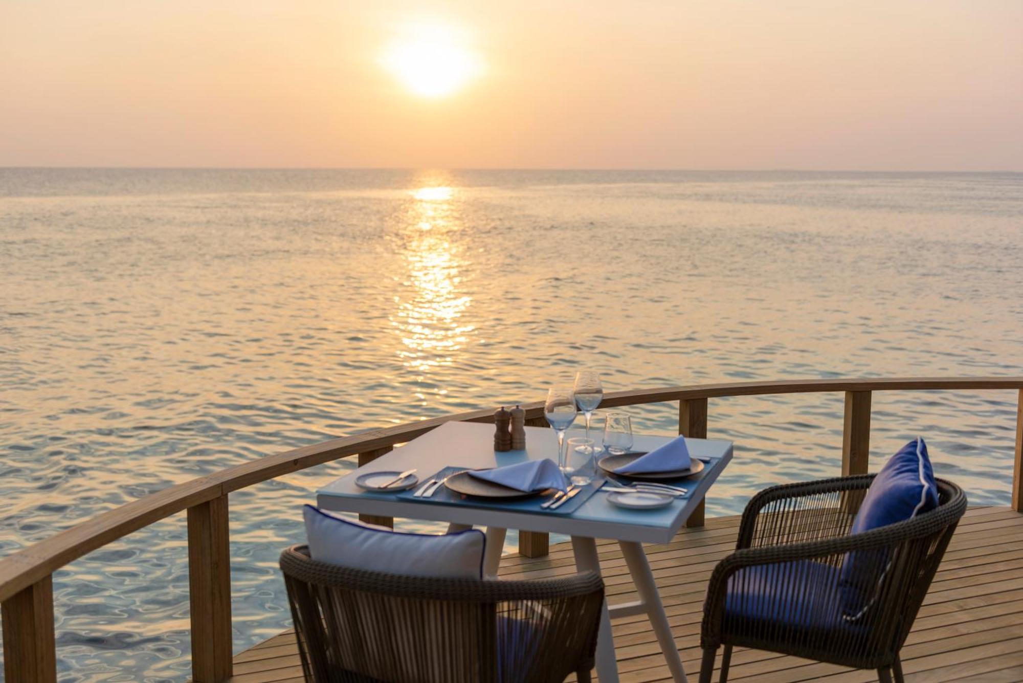 Emerald Faarufushi Resort & Spa Ugoofaaru Esterno foto