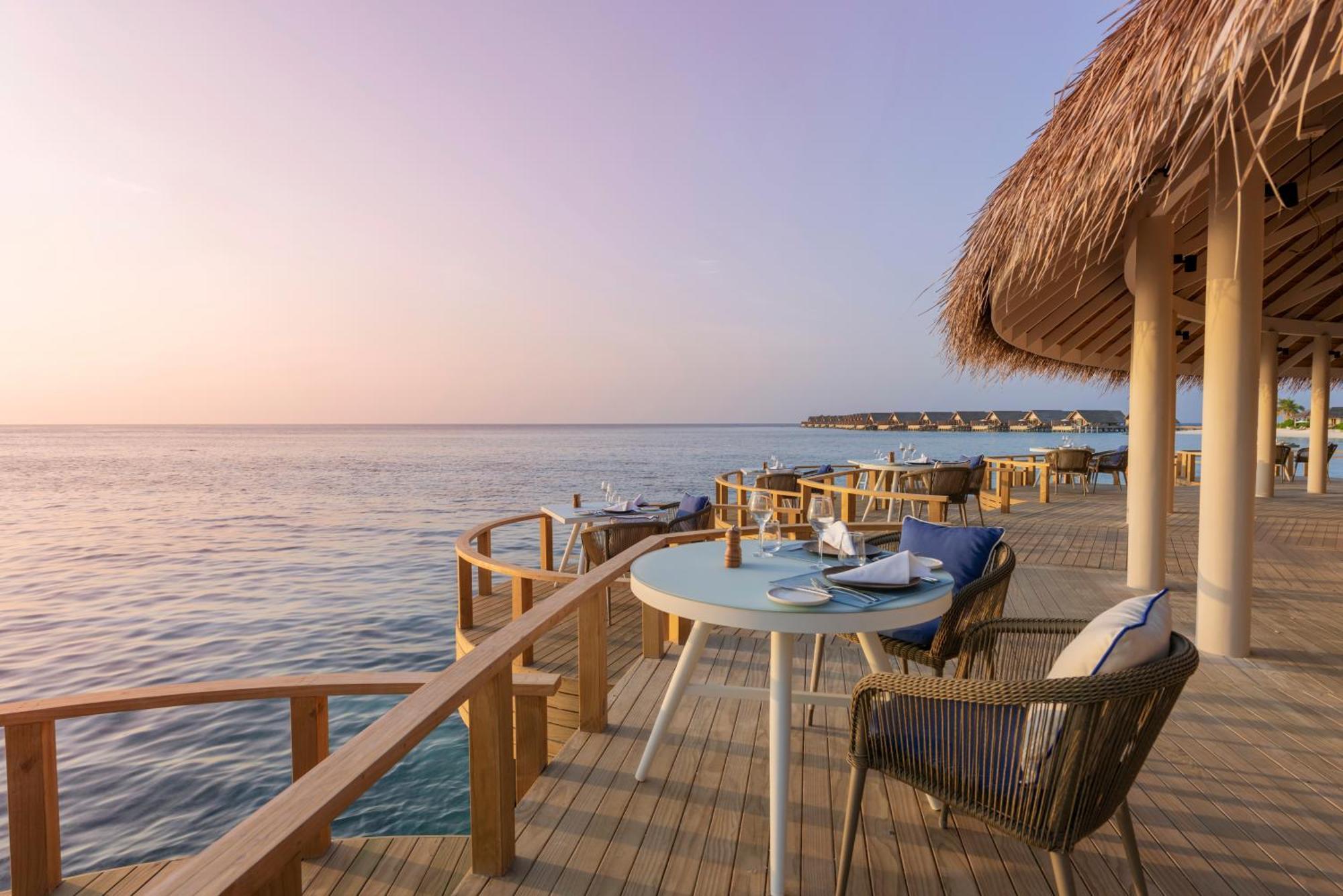 Emerald Faarufushi Resort & Spa Ugoofaaru Esterno foto