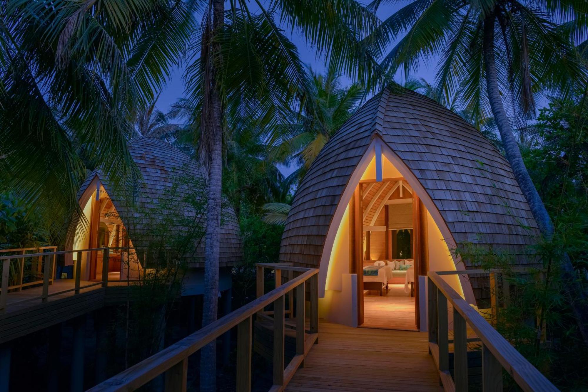 Emerald Faarufushi Resort & Spa Ugoofaaru Esterno foto