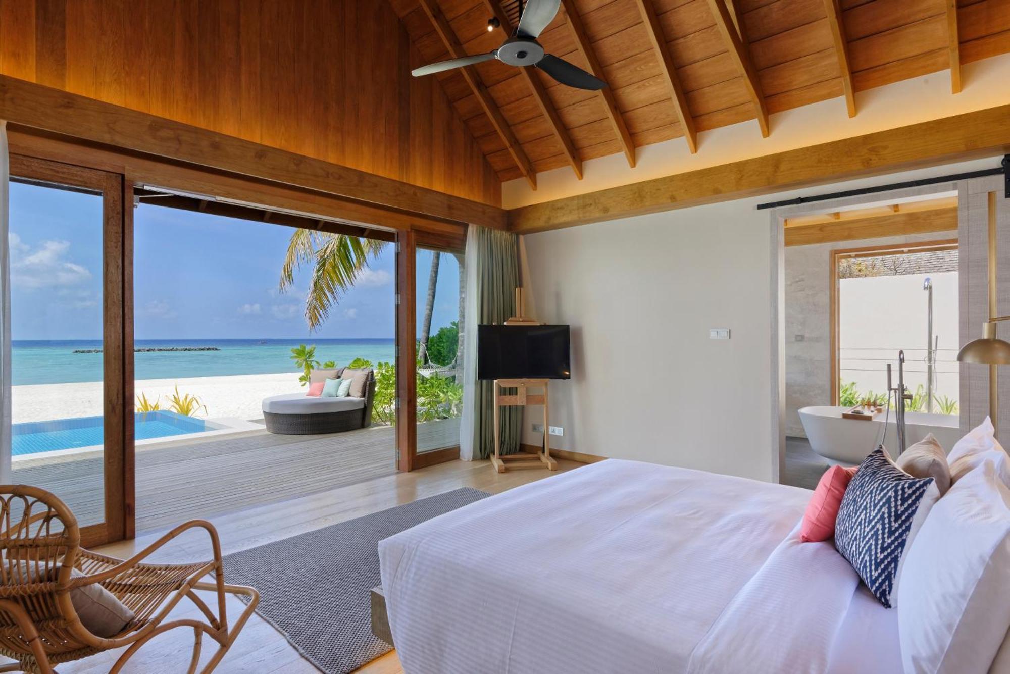 Emerald Faarufushi Resort & Spa Ugoofaaru Esterno foto